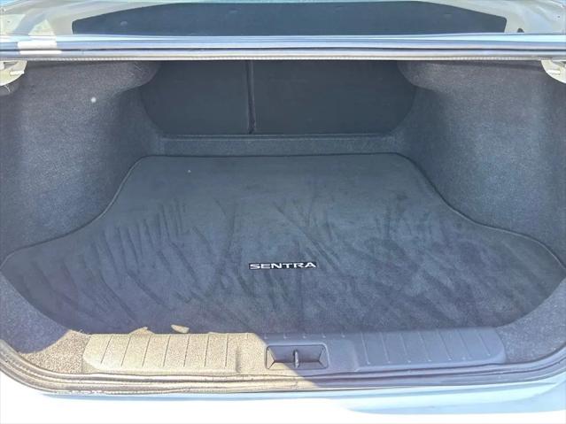 2022 Nissan Sentra SV Xtronic CVT