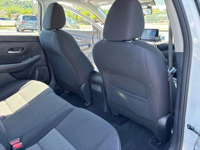 2022 Nissan Sentra SV Xtronic CVT