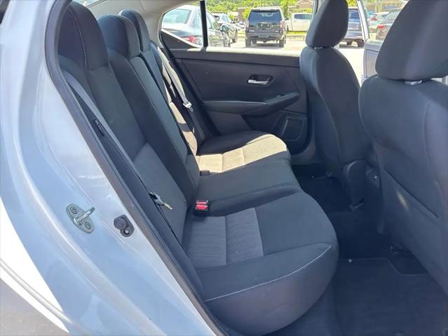 2022 Nissan Sentra SV Xtronic CVT