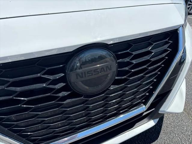 2022 Nissan Sentra SV Xtronic CVT