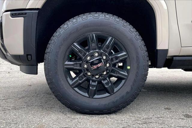 2026 GMC Sierra 2500HD Crew Cab, Standard Bed, AT4, 4WD