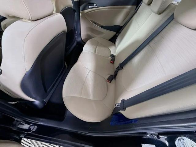2016 Hyundai Accent SE