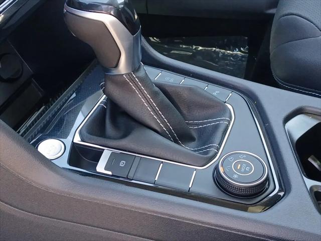 2026 Volkswagen Taos SEL