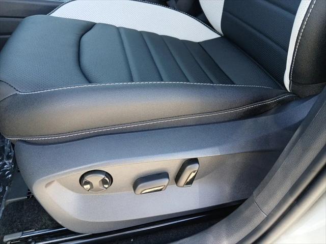 2026 Volkswagen Taos SEL