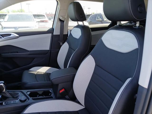 2026 Volkswagen Taos SEL