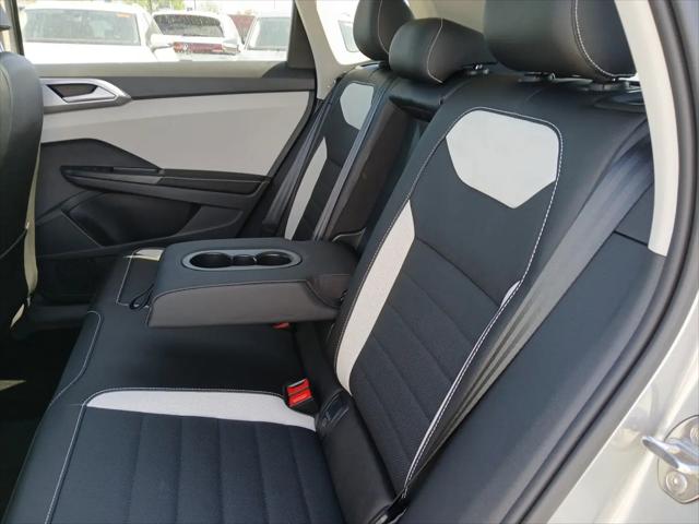 2026 Volkswagen Taos SEL
