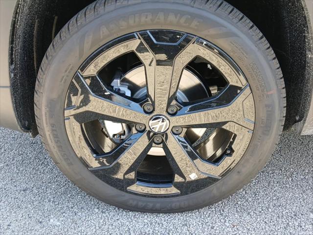 2026 Volkswagen Taos SEL