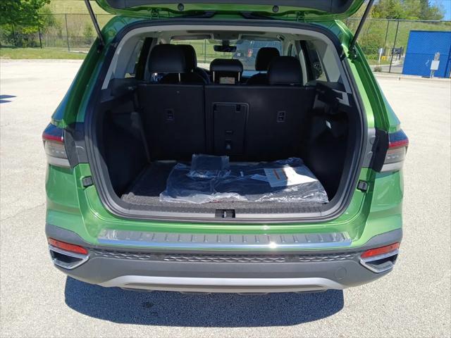 2026 Volkswagen Taos SEL