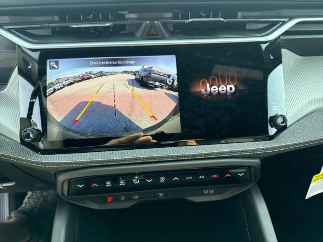 2026 Jeep Cherokee Laredo 4x4
