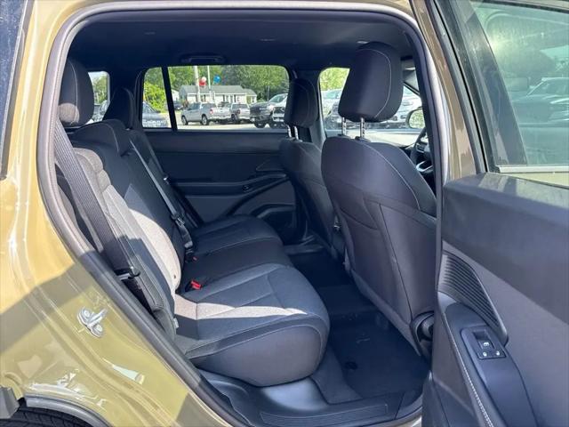 2026 Jeep Cherokee Laredo 4x4