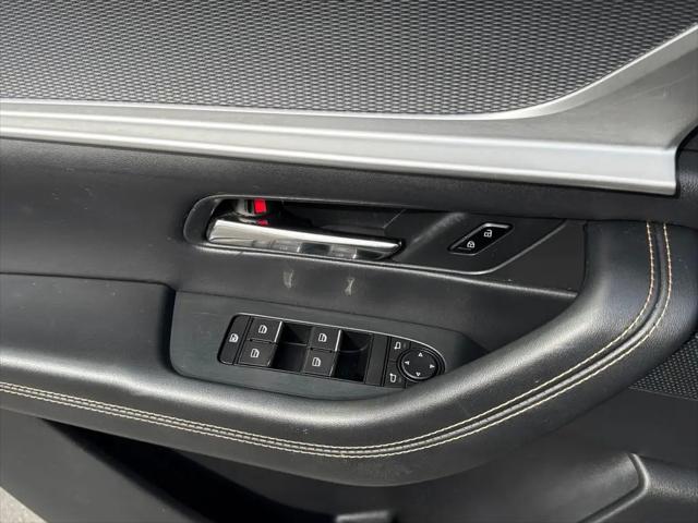2024 Mazda X-90 3.3 Turbo Preferred