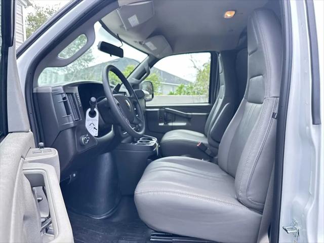 2026 Chevrolet Express Cargo Van 2500 Regular Wheelbase, WT, RWD