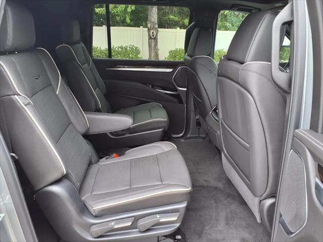 2026 Cadillac Escalade ESV Luxury