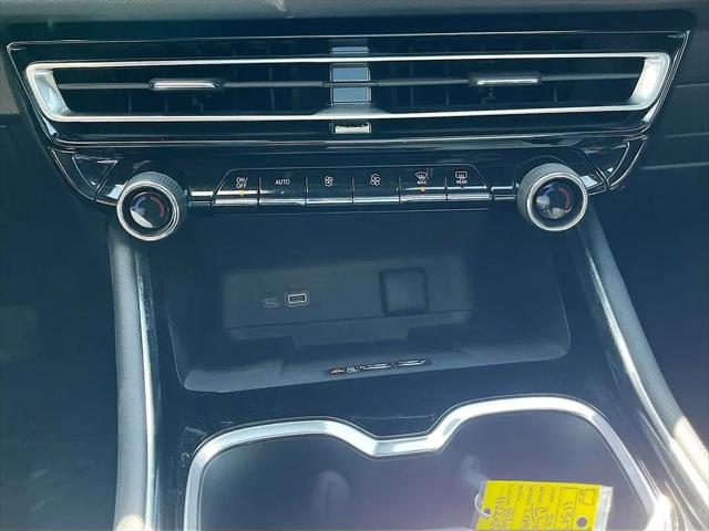 2026 Chevrolet Traverse AWD RS