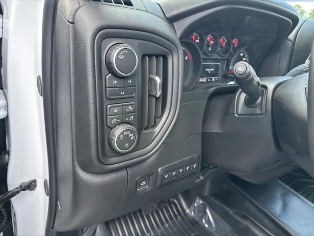2026 Chevrolet Silverado 3500HD Crew Cab, Long Bed, WT Dual Rear Wheel, RWD