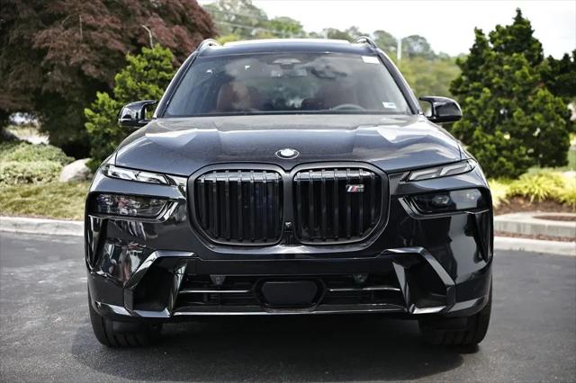 2027 BMW X7 M60i