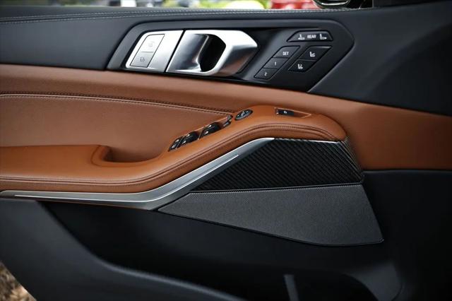 2027 BMW X7 M60i