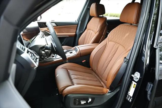 2027 BMW X7 M60i