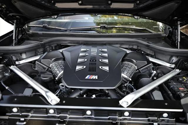 2027 BMW X7 M60i