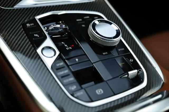 2027 BMW X7 M60i