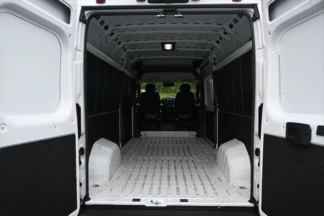 2024 Ram ProMaster 2500 Cargo Van Tradesman High Roof 159" WB w/Pass Seat
