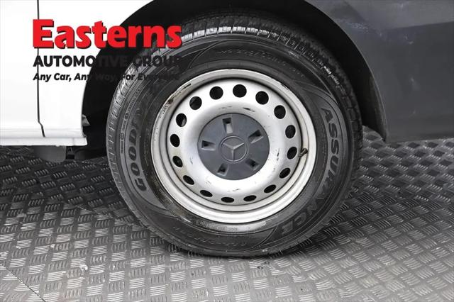 2022 Mercedes-Benz Metris Standard