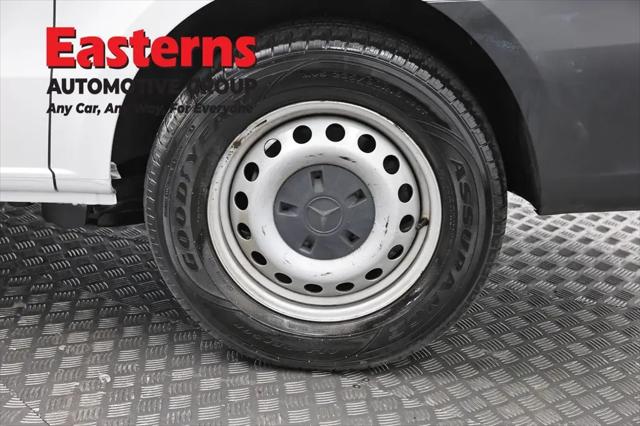 2022 Mercedes-Benz Metris Standard