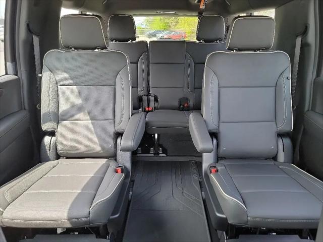 2026 Chevrolet Suburban Premier, 4WD