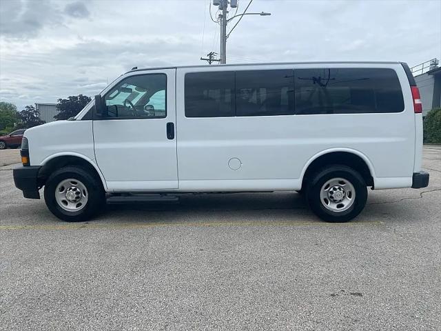 2023 Chevrolet Express Passenger RWD 2500 Regular Wheelbase LS
