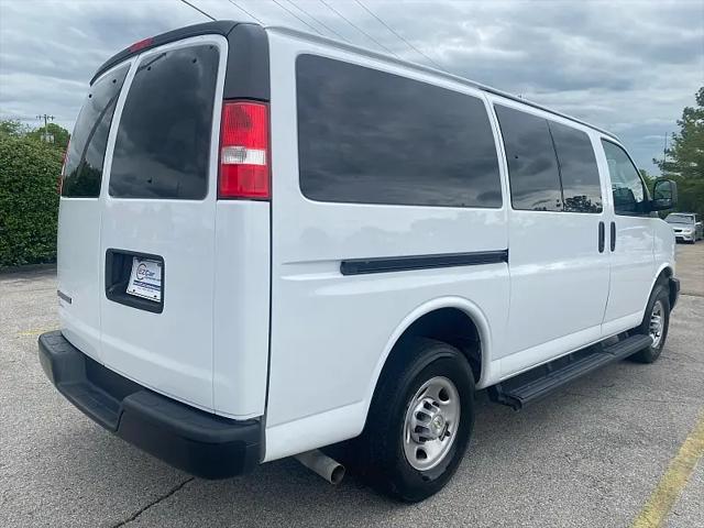 2023 Chevrolet Express Passenger RWD 2500 Regular Wheelbase LS