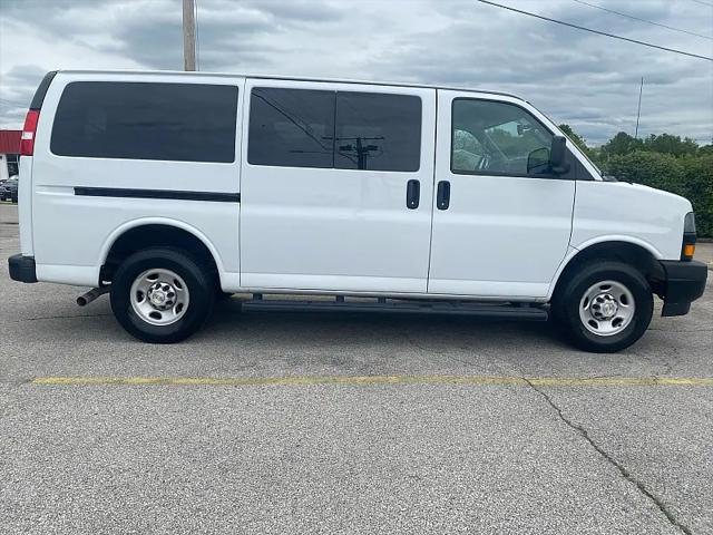 2023 Chevrolet Express Passenger RWD 2500 Regular Wheelbase LS