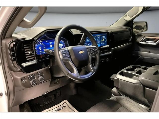 2025 Chevrolet Silverado 1500 4WD Crew Cab Short Bed LT with 2FL
