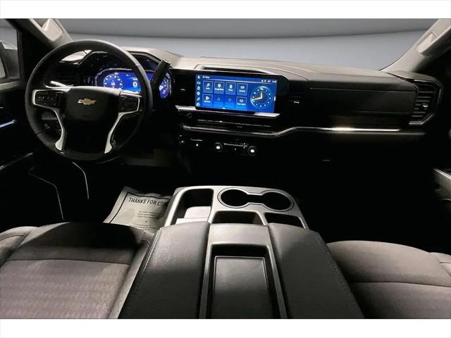 2025 Chevrolet Silverado 1500 4WD Crew Cab Short Bed LT with 2FL