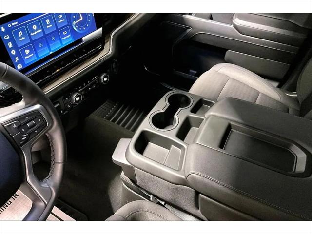 2025 Chevrolet Silverado 1500 4WD Crew Cab Short Bed LT with 2FL