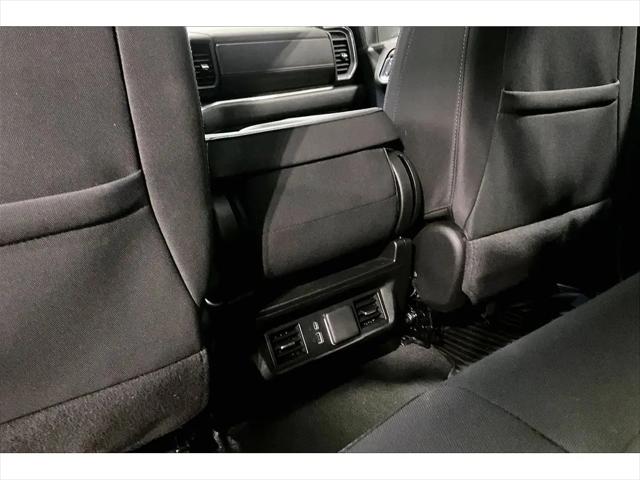 2025 Chevrolet Silverado 1500 4WD Crew Cab Short Bed LT with 2FL