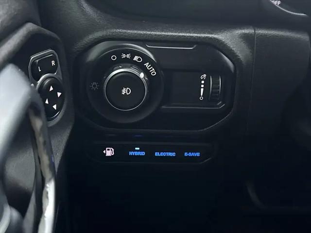 2023 Jeep Wrangler 4xe Sahara 4x4