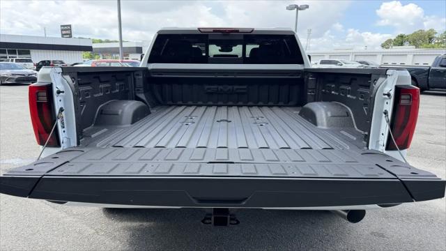 2026 GMC Sierra 2500HD Crew Cab, Standard Bed, Denali, 4WD