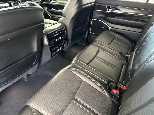 2024 Jeep Wagoneer Series II 4x2