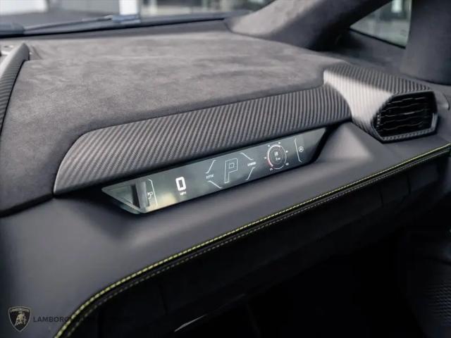 2025 Lamborghini Revuelto Revuelto