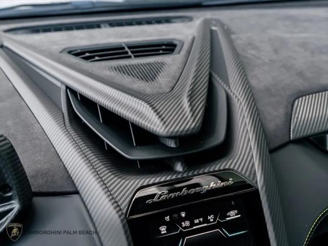 2025 Lamborghini Revuelto Revuelto