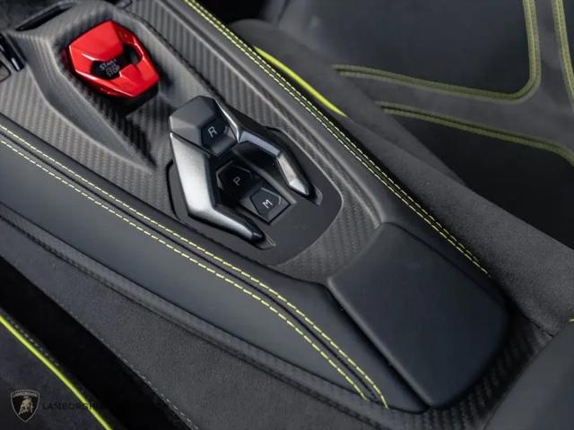 2025 Lamborghini Revuelto Revuelto