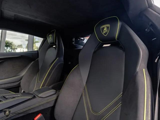 2025 Lamborghini Revuelto Revuelto