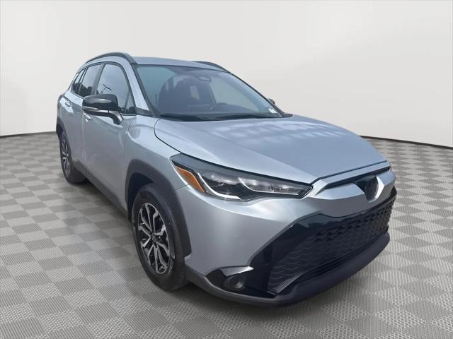 2025 Toyota Corolla Cross Hybrid SE