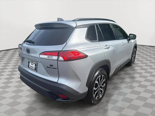 2025 Toyota Corolla Cross Hybrid SE