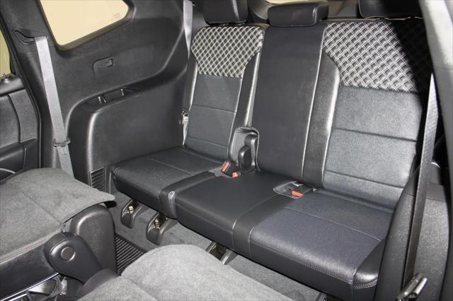 2026 GMC Acadia Denali AWD