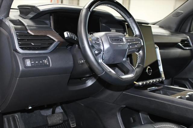 2026 GMC Acadia Denali AWD
