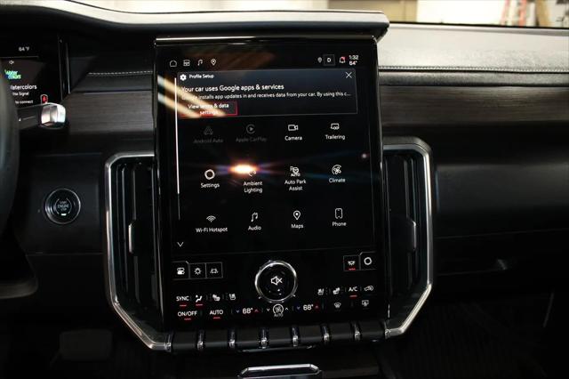 2026 GMC Acadia Denali AWD