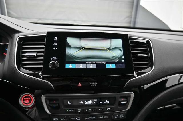 2021 Honda Pilot AWD Touring 8 Passenger
