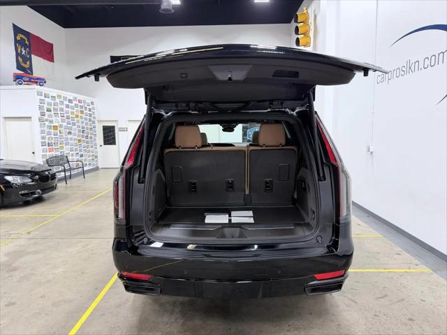 2022 Cadillac Escalade 4WD Sport