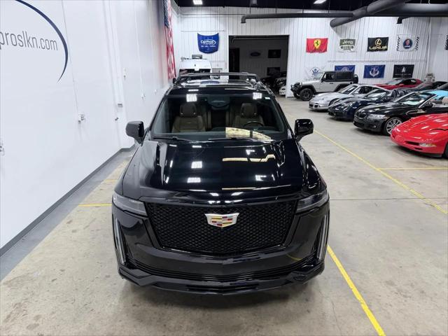 2022 Cadillac Escalade 4WD Sport